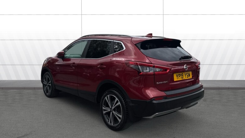 Nissan Qashqai 1.3 DiG-T N-Connecta 5dr Petrol Hatchback